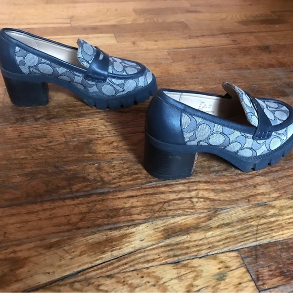 Boot style coach heels - Picture 3 of 6